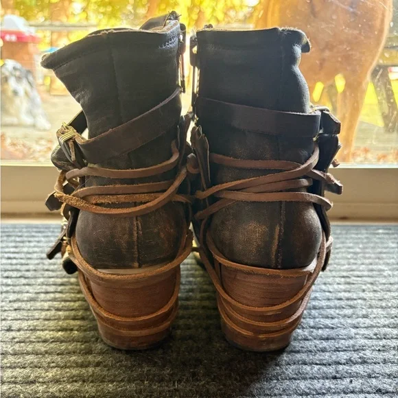 Freebird Brown and Black Ankle Boots with Buckle Detail - Picture 5 of 7